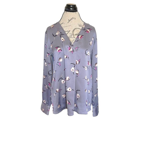Banana Republic Womens Blouse Pleated V Neckline Floral Top Size Medium Button - Picture 1 of 12